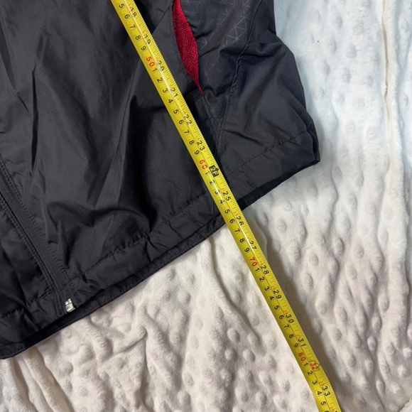 Men's Black Jacket with Red Accents - Brand:Starter Y2K Vintage Windbreaker Mesh - Picture 14 of 15